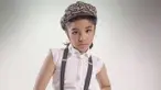 ELS menyanyikan lagu kolaborasinya bersama Silento yang berjudul Slide dan 6 lagu lain.
