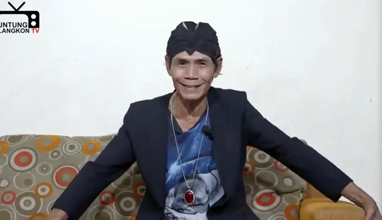 Potret terbaru Untung Blangkon. (Sumber: YouTube Ki Untung Blangkon)