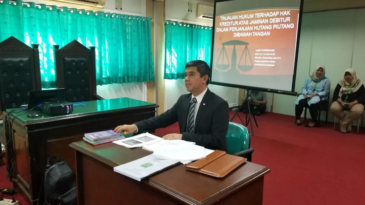 Duta Besar Indonesia untuk Ukraina Yuddy Chrisnandi lulus ujian skripsi kuliah Strata 1 Fakultas Hukum Universitas Nasional (Unas). (Istimewa)
