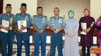 Citizen6, Sidoarjo: Hadir dalam perlombaan MTQ tingkat Brigif-1 Mar Paspers Brigif-1 Mar,Dankima Brigif-1 Mar serta seluruh perwira Brigif-1 Mar dan hadir pula ketua Cabang-2 Pasmar-1 Ny. Amir Faisol. (Pengirim: Budi Abdillah)