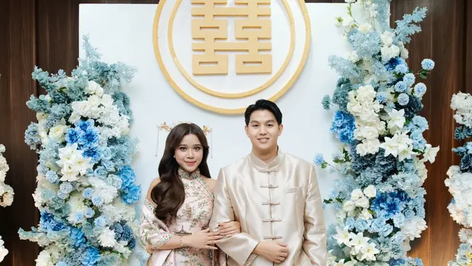 Pesona Perempuan Jogja, Brisia Jodie Tampil Anggun dalam Cheongsam di Momen Sangjit Pernikahannya dengan Jonathan Alden