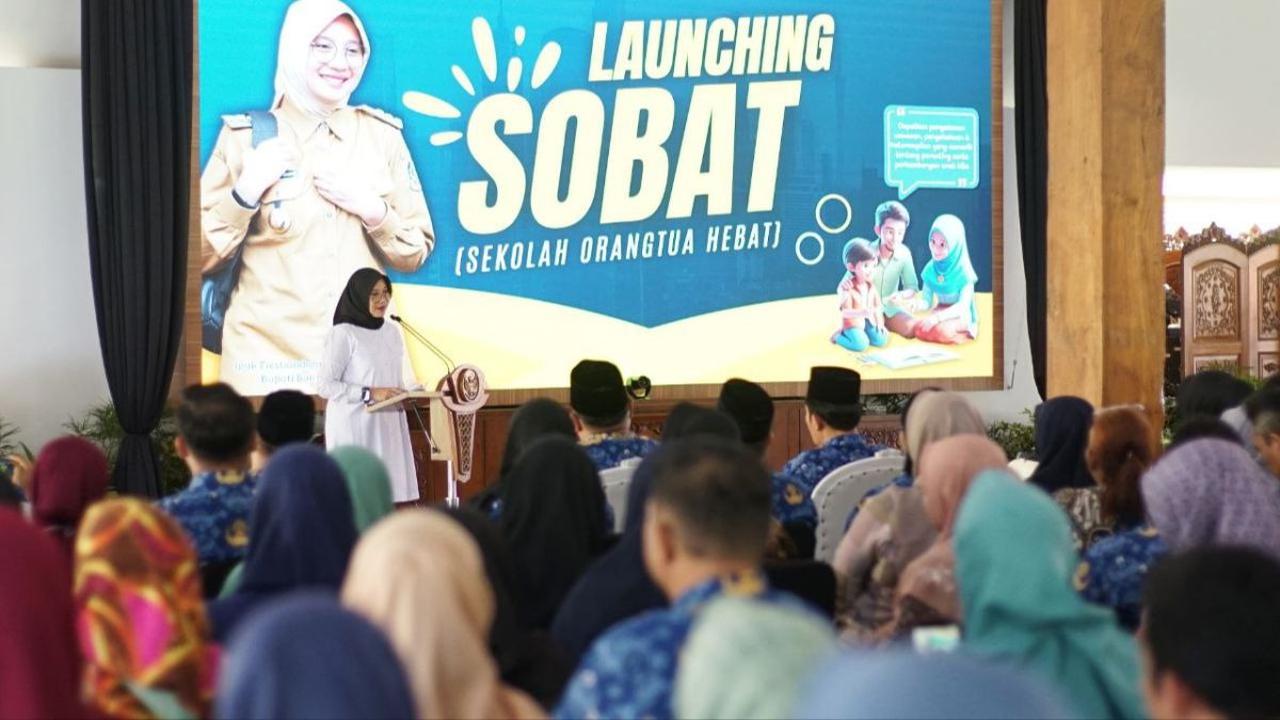 Selaraskan Pendidikan Anak, Banyuwangi Fasilitasi Sekolah Parenting untuk Ribuan Orang Tua