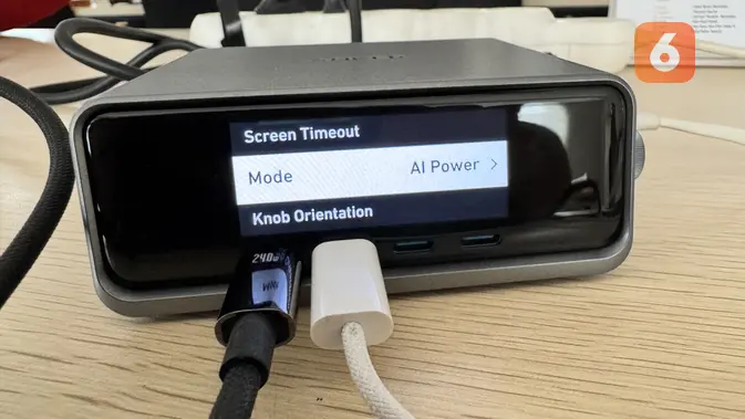 <p>Anker Prime Charger 250W dilengkapi fitur AI, charger hub pertama dengan teknologi ini. (Liputan6.com/ Yuslianson)</p>