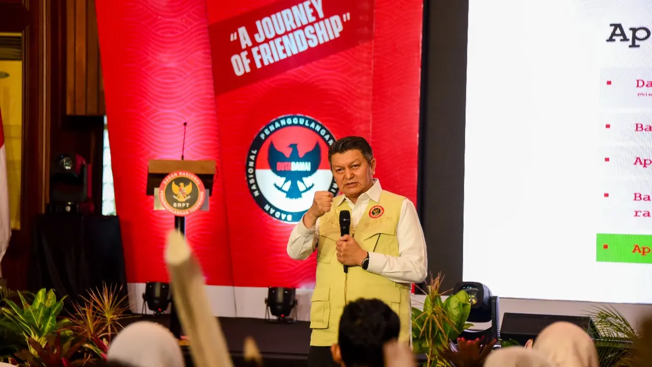 Kepala BNPT RI Komjen Pol Rycko Amelza Dahniel memberikan pesan damai dengan menggelorakan anti kekerasan membangun perdamaian dan harmoni dalam rangka menjaga keutuhan Negara Kesatuan Republik Indonesia (NKRI).