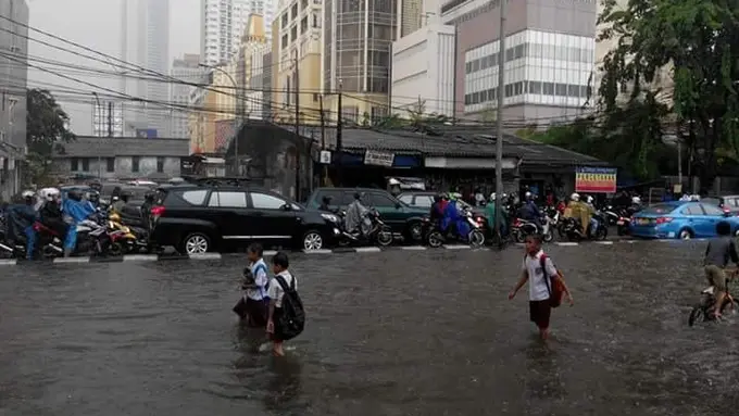 [Bintang] Banjir dan genangan air