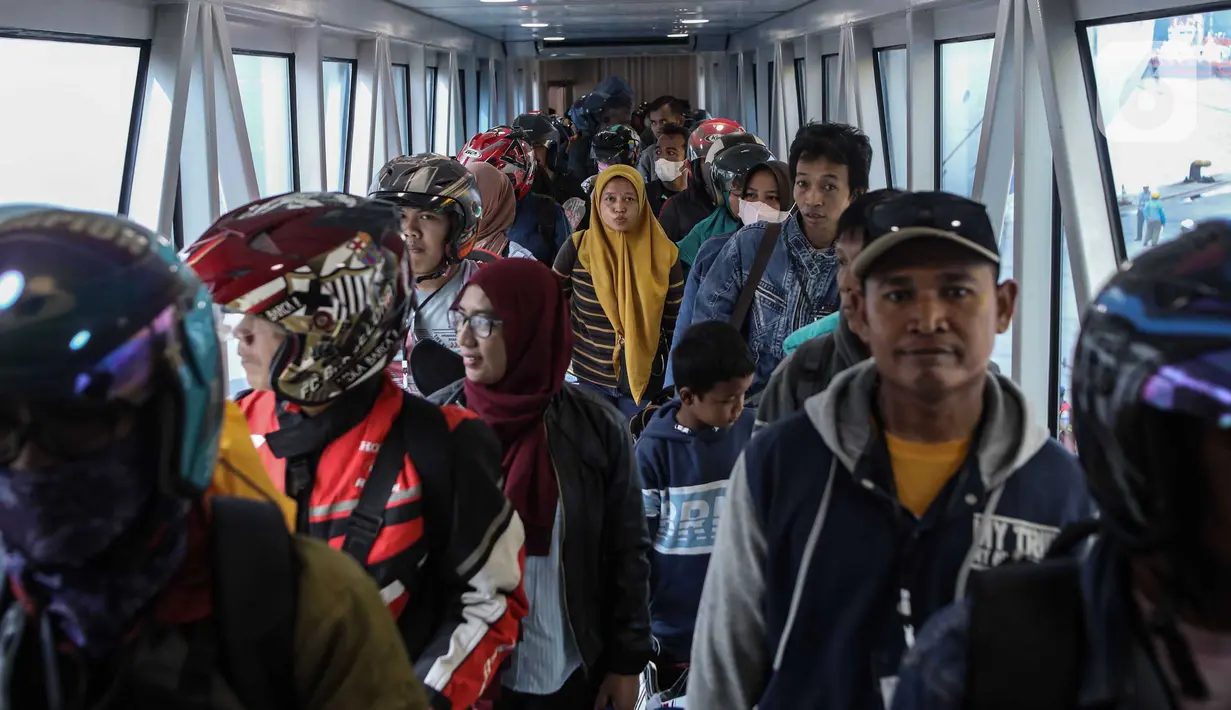Peserta arus balik Lebaran 2024 ini berasal dari di berbagai wilayah sekitar Jabodetabek. (Liputan6.com/Angga Yuniar)
