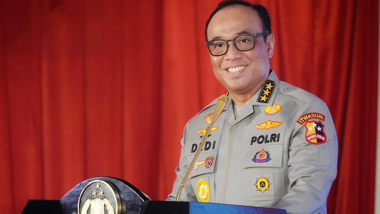 Kapolri Tunjuk Komjen Dedi Prasetyo Jadi Wakapolri, Komjen Wahyu Widada Jabat Irwasum