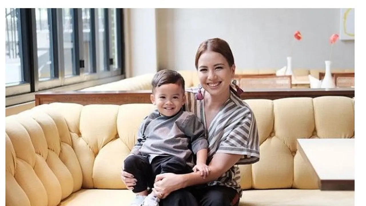 Tya Ariestya dan Kanaka