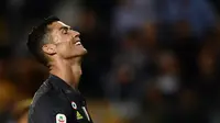 Cristiano Ronaldo belum bisa mencetak gol bersama Juventus. (Marco BERTORELLO / AFP)