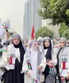 Nama Shella Saukia baru-baru ini jadi sorotan. Selebgram sekaligus pengusaha cantik asal Aceh ini diketahui menyumbang Rp1 Miliar ke Palestina. [Instagram/ ShellaSaukia]