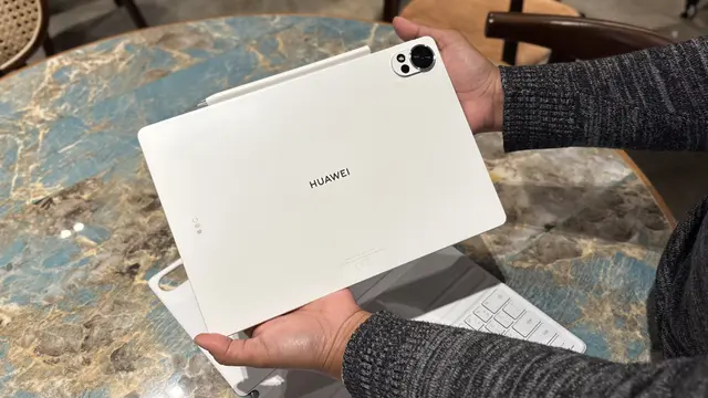HUAWEI MatePad 12X 2026: Tablet Rasa PC untuk Produktivitas Next Level Hadir untuk Hadiah Spesial Akhir Tahun