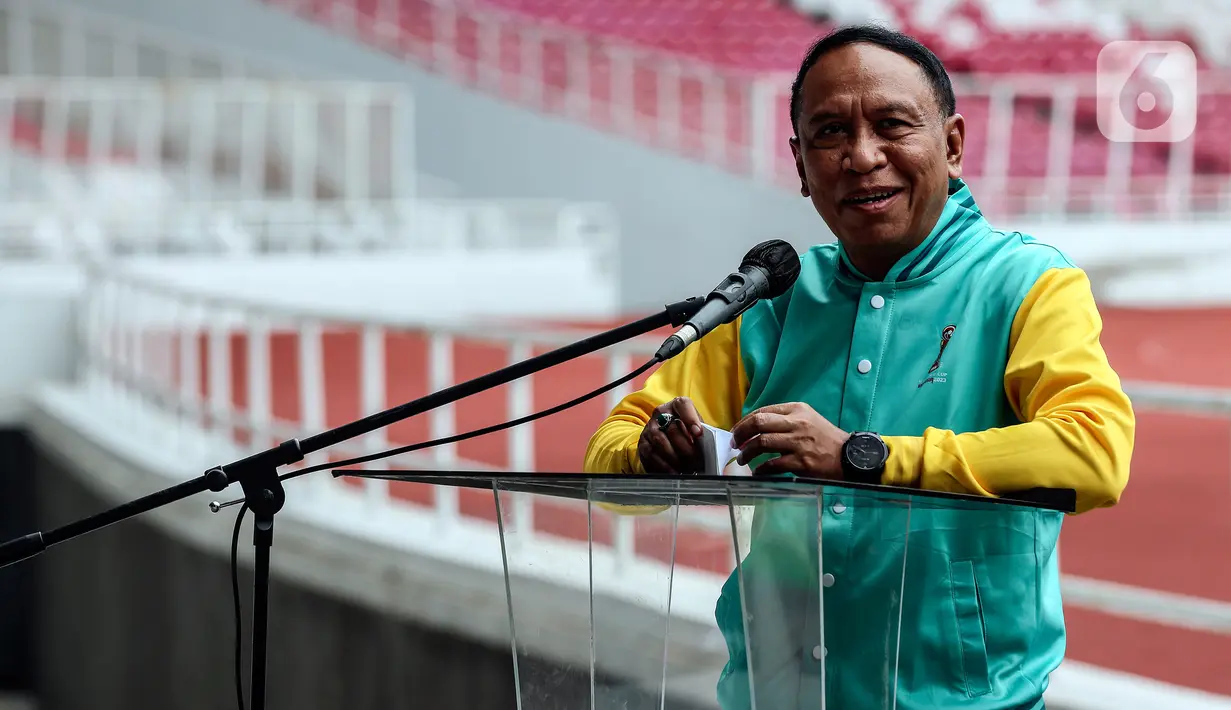 Menteri Pemuda dan Olahraga Zainudin Amali menyampaikan sambutan saat Hitung Mundur 100 Hari Menuju Piala Dunia U-20 di Stadion Utama Gelora Bung Karno, Jakarta, Kamis (9/2/2022). Piala Dunia U-20 2023 akan digelar di Indonesia mulai 20 Mei hingga 11 Juni mendatang di Stadion Utama Gelora Bung Karno. (Liputan6.com/Johan Tallo)