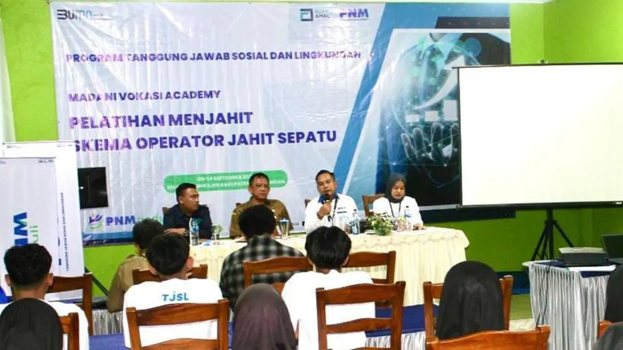 Ruang Amal Indonesia dan PNM sempat menghadirkan Program Amal Vokasi berupa pelatihan menjahit jahit sepatu pada 9-14 September 2024 (Istimewa)