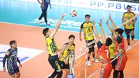 Tim putra Indomaret mengalahkan Surabaya Samator 3-0 (26-24, 25-16, 25-23) pada laga Pul B Livoli Divisi Utama 2025 putaran reguler kedua di GOR Utama Bojonegoro, Rabu (24/9).