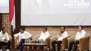 Menpora, Imam Nahrawi (kedua kanan) dalam jumpa pers Turnamen Piala Presiden e-Sports 2019 di Gedung Kementerian Sekretariat Negara, Jakarta, Senin (28/1). Piala Presiden e-Sports resmi digelar Januari sampai Maret 2019. (Liputan6.com/Faizal Fanani)