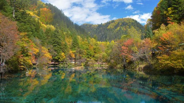 Jiuzhaigou Valley