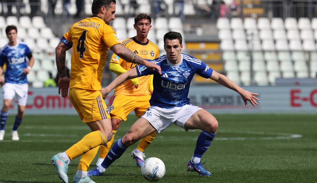 Kemenangan ini juga membuat Como menjaga peluang besar menembus zona Liga Champions UEFA musim depan. (Antonio Saia/LaPresse via AP)