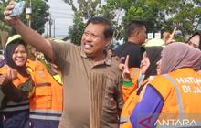 Wali Kota Pangkalpinang Canangkan Program 'Pangkalpinang Kota Bersih' dengan Jumat Bersih dan Cek Kesehatan Gratis