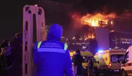 Lokasi penembakan massal dan pembakaran di tempat konser band Picnic, Crocus City Hall, di Moskow, Rusia. (AP/Vitaly Smolnikov)