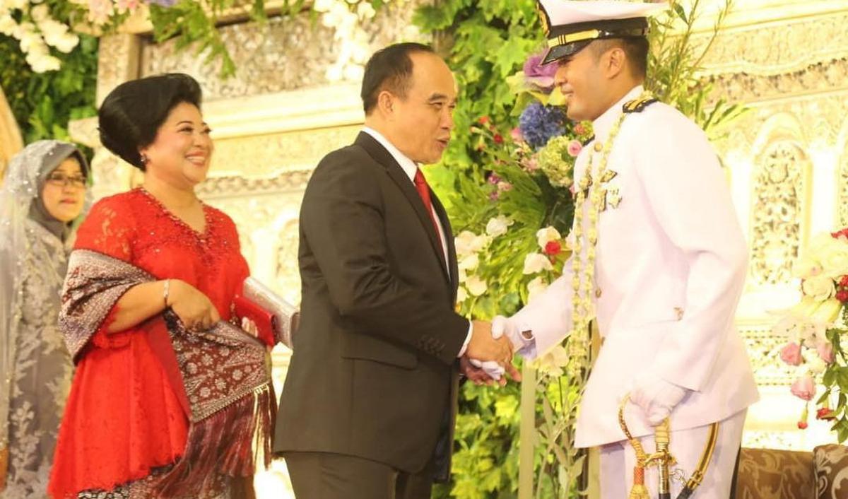 Pada tahun 2018, Rendy memposting sebuah foto yang menunjukkan bahwa dia telah menikah. <br>
