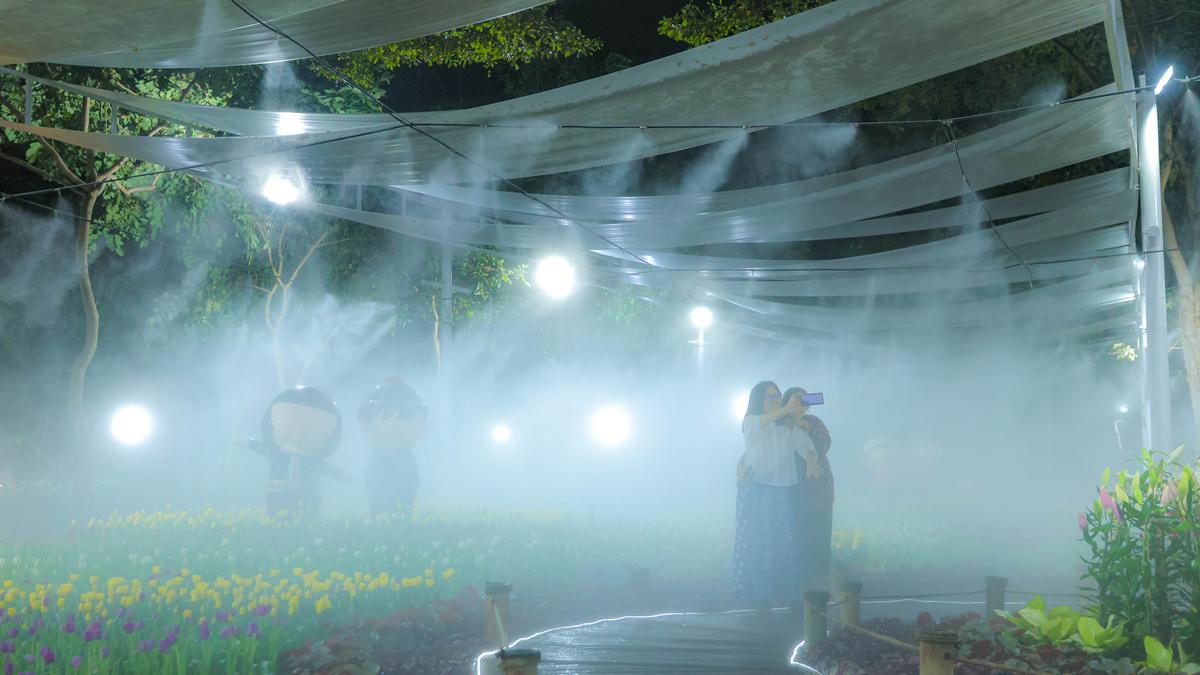 Menikmati Keindahan Festival Bunga Charming Chiang Mai