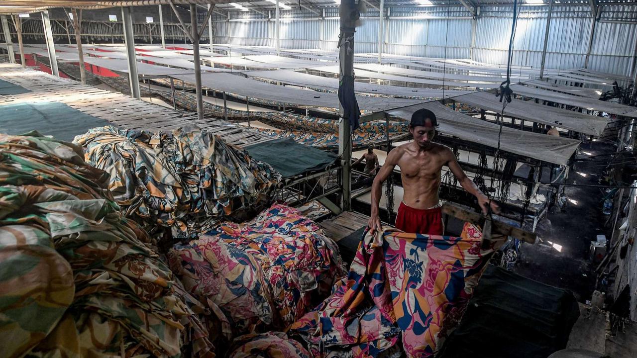 Industri kain warna-warni yang mendunia di Sukoharjo