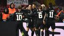 3. Paris Saint Germain - Seperti biasanya, klasemen Ligue 1 akan dipuncaki oleh tim kaya PSG. Berisikan pemain bintang membuat PSG begitu nyaman di puncak. (AFP/Franck Fife)