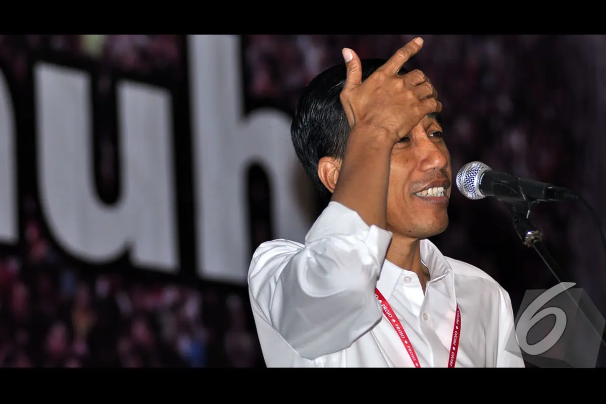 Ekspresi Gokil Jokowi Saat Hadiri Rakornas II Projo