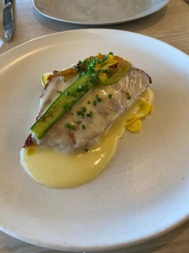 Mencicipi Jamuan Mewah di Pt. Leo Estate