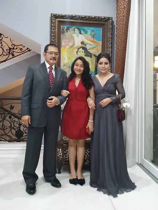 Mayangsari dan Bambang Trihatmojo (Instagram/mayangsaritrihatmodjoreal)