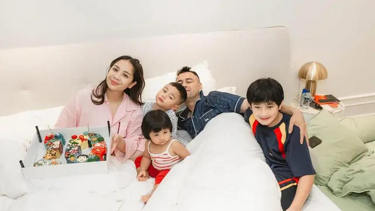 Mewan dan Nyaman, Potret Kamar Raffi Ahmad dan Nagita Slavina, Suasananya Serba Putih Seperti di Hotel