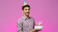 Ilustrasi ulang tahun, suami. (Image by cookie_studio on Freepik)