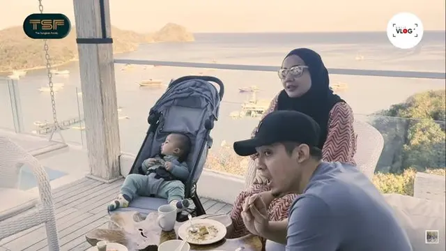 7 Momen Liburan Irwansyah dan Zaskia Sungkar Bersama Buah Hati ke Labuan Bajo