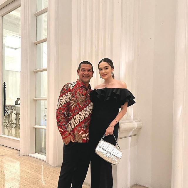 6 Artis Blasteran Ini Menikah dengan Pria Asli Indonesia, Harmonis