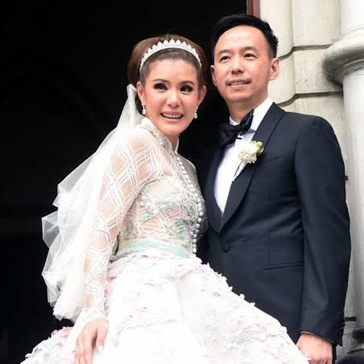Tak Hanya Luna Maya, Deretan Artis Indonesia Ini Baru Menikah di Usia 40 Tahunan
