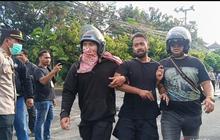 Fakta Mengejutkan: 138 Demonstran Ditangkap Polisi Pasca Aksi Ricuh di DPRD Bali, Ini Alasannya!