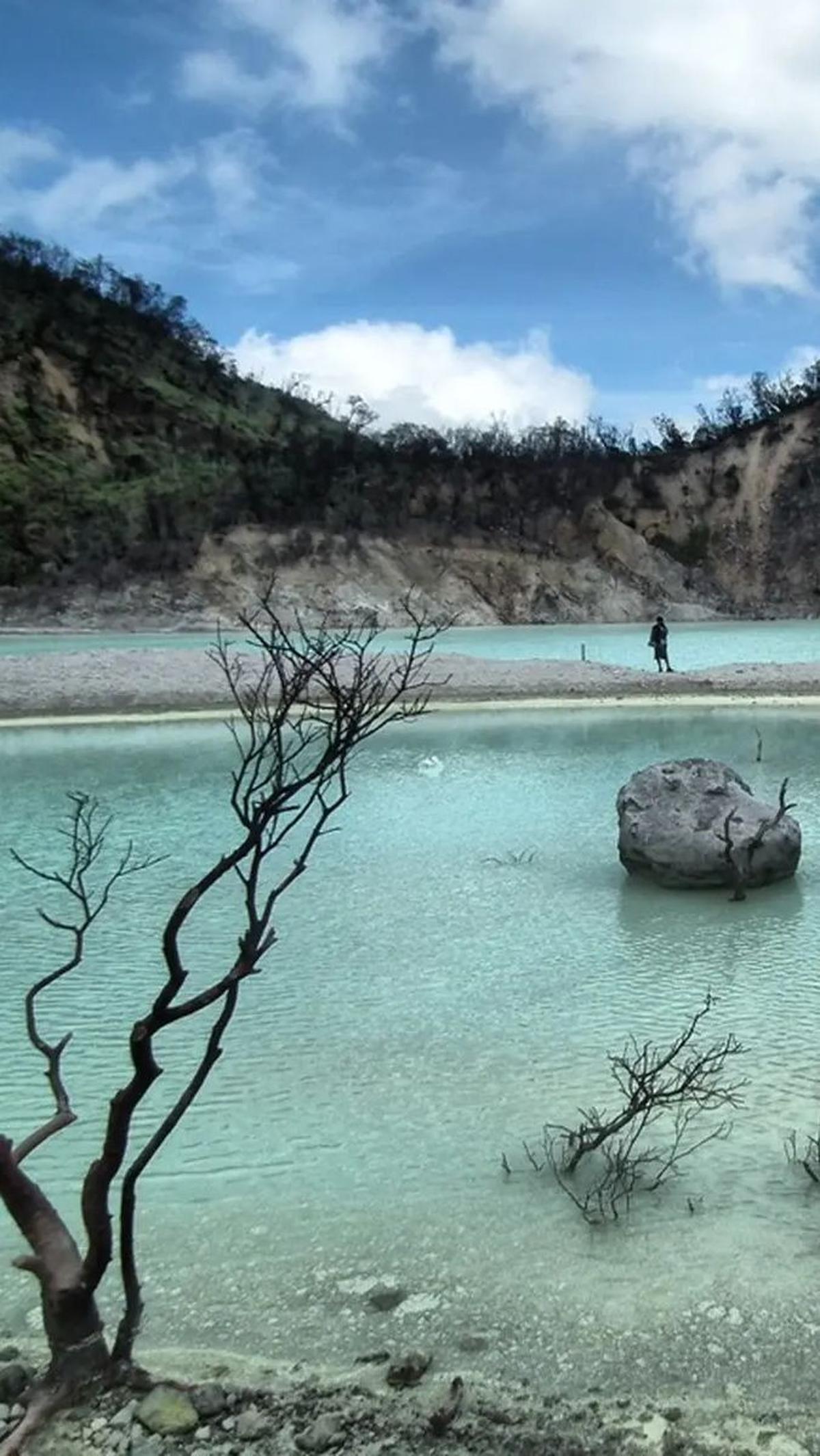 <b>Kawah Putih</b><br>