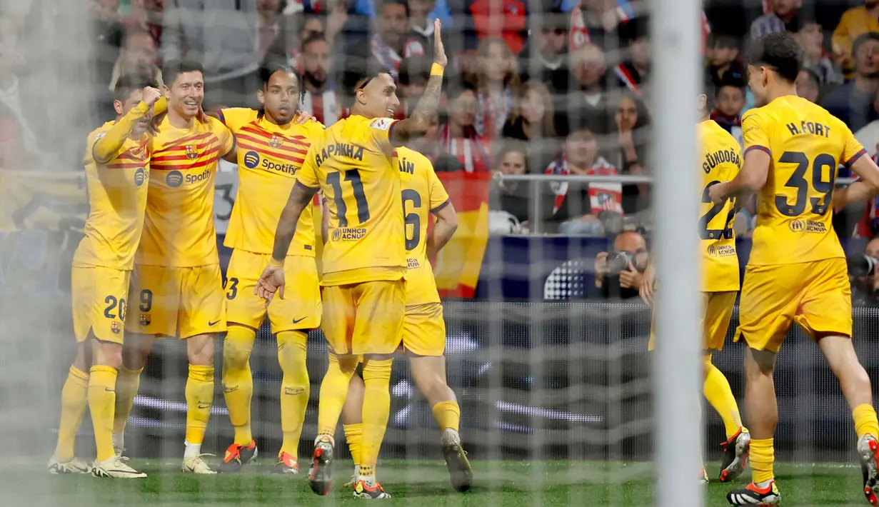 Menang Telak atas Atletico, Barcelona Tempel Posisi Real Madrid - Foto ...