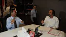Dalam pertemuan tertutup itu Mahfud MD bersama dengan Surya Paloh membicarakan tentang masalah kebangsaaan, Jakarta, Rabu (30/4/2014) (Liputan6.com/Johan Tallo).