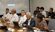 Kepala SKK Migas, Dwi Soetjipto dalam pertemuan dengan Pemprov Maluku untuk membahas rencana pengembangan proyek LNG Abadi Masela. (Dok SKK Migas)