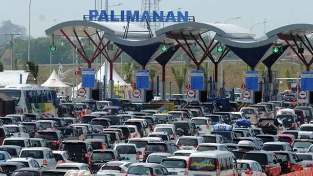 Kemacetan di pintu Tol Palimanan.