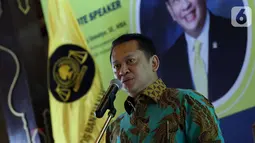 Ketua MPR Bambang Soesatyo (Bamsoet) menjadi pembicara kunci dalam acara diskusi publik yang diselenggarakan Posbakum Golkar di Jakarta, Selasa (12/11/2019). Diskusi tersebut membahas mengangkat tema 'Golkar Mencari Nakhoda Baru'. (Liputan6.co/Johan Tallo)
