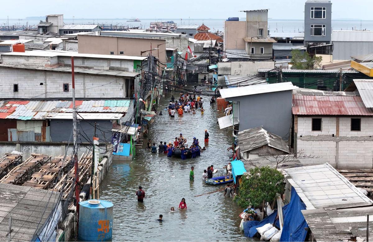 Banjir rob Jakarta