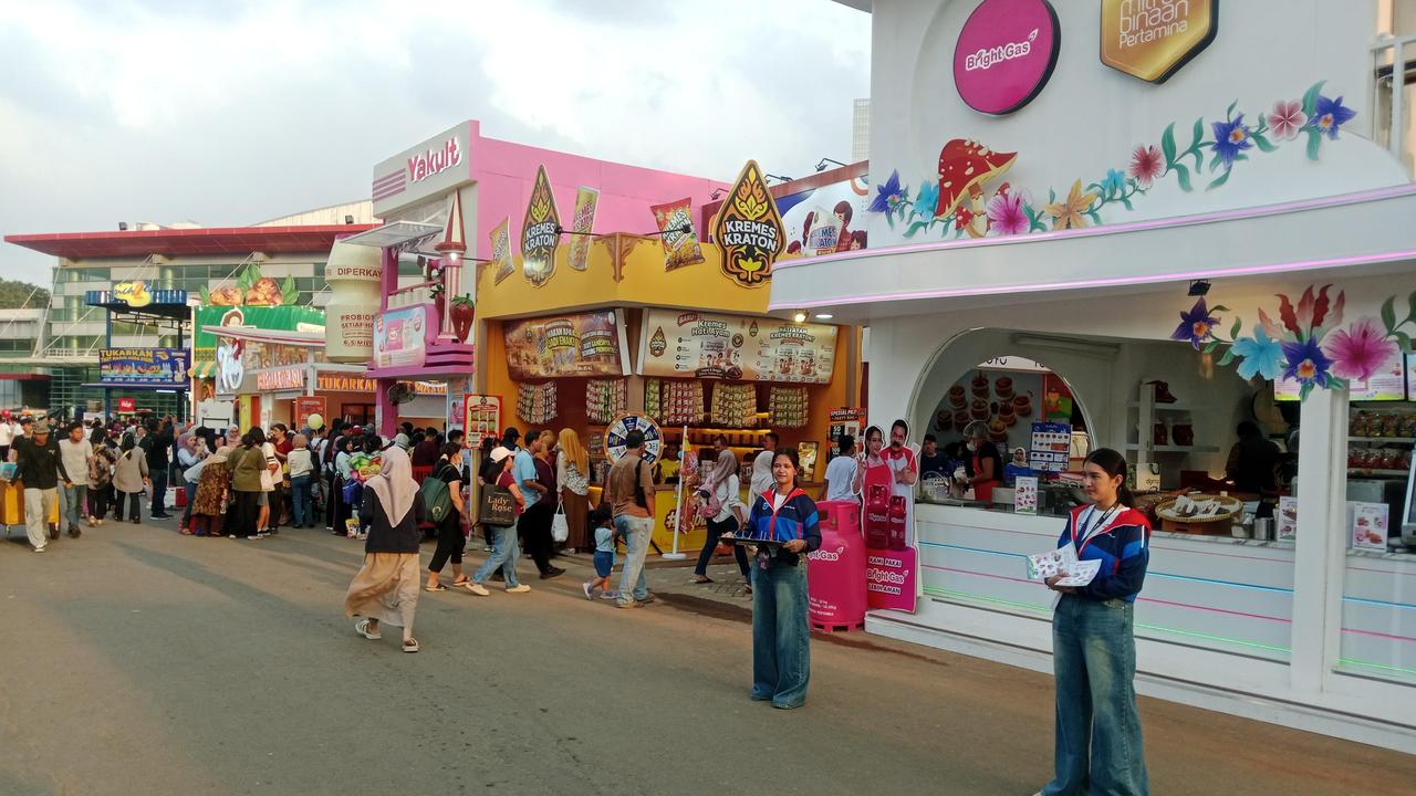 Pertamina Hadirkan UMKM Lokal di Bright Store Jakarta Fair, Bisa Dapat Diskon Hingga 60 Persen