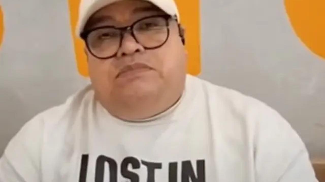Sidang Razman Nasution Ditunda, Hotman Paris Malah Girang: Makin Lama Dia Jadi Terdakwa Aku Senang!