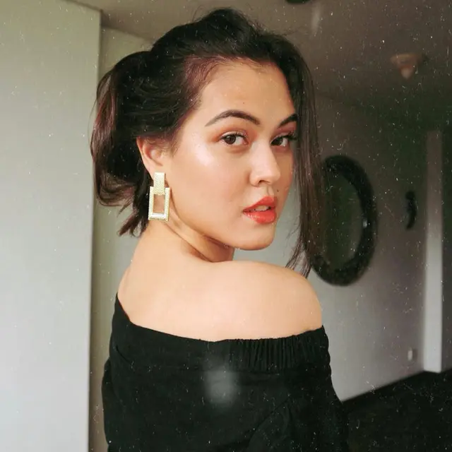 6 Pesona Rebecca Tamara, Sepupu Megan Domani yang Curi Perhatian