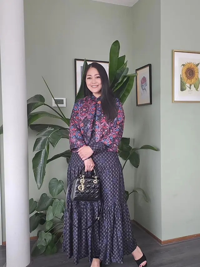 Fakta Menarik Gracia Indri, Punya Kakak Ipar Bule yang Sudah Mualaf dan Berhijab