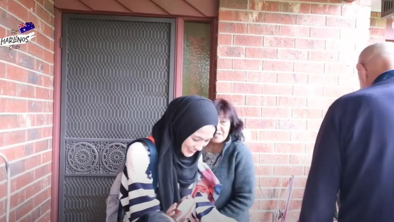 8 Potret Tempat Tinggal Alyssa Soebandono saat Kuliah di Melbourne, Lingkungannya Asri - Desain Full Bata Merah