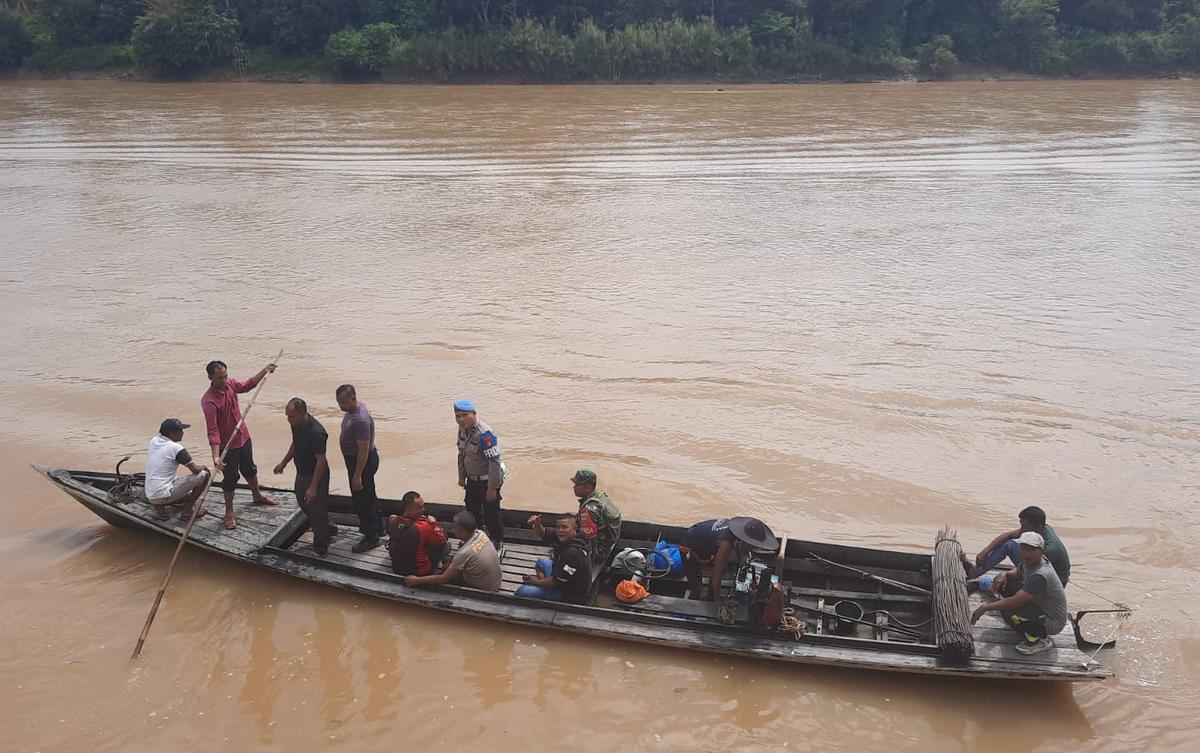 mayat bos petani dibuang ke sungai