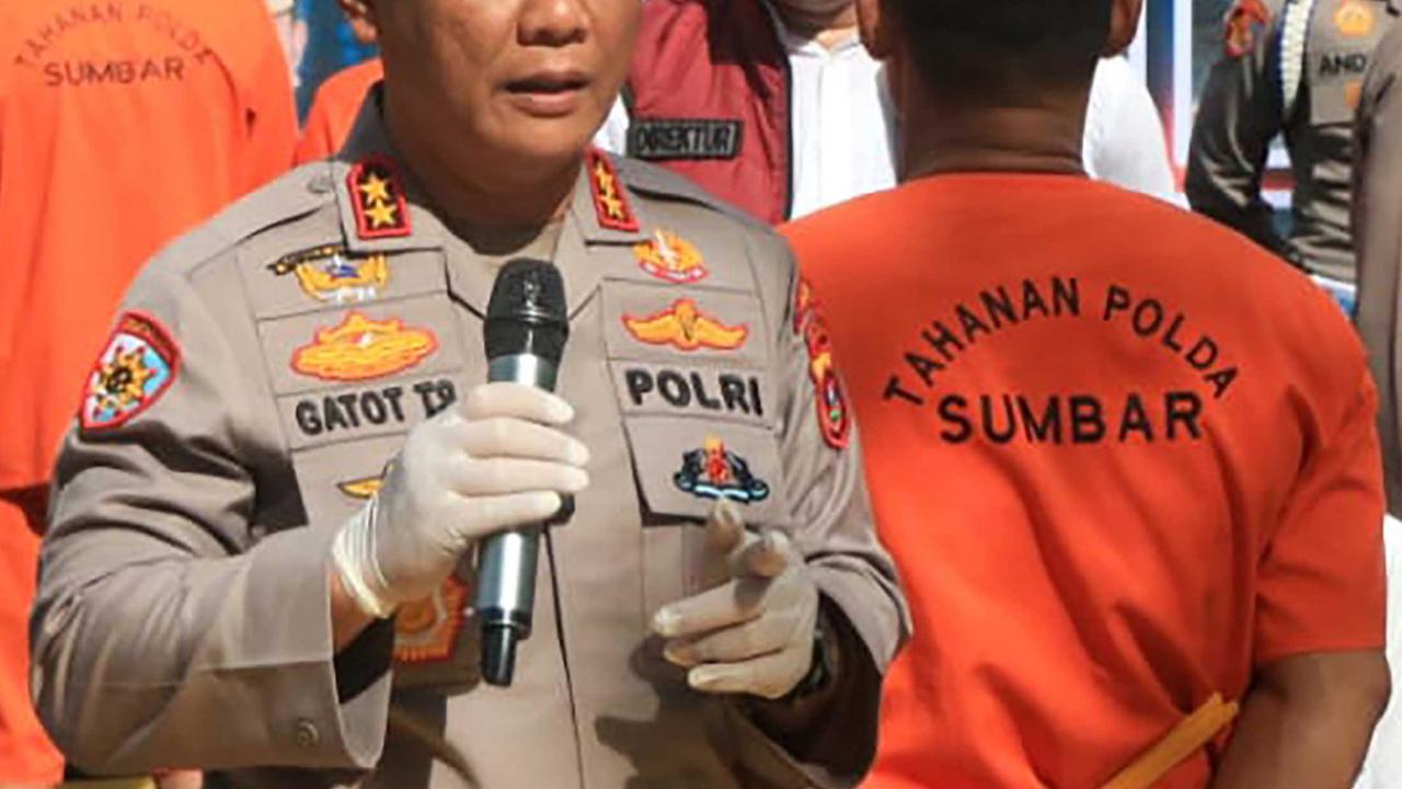 FOTO: Polda Sumbar Bongkar 37 Kasus Narkoba, 56 Tersangka Ditangkap